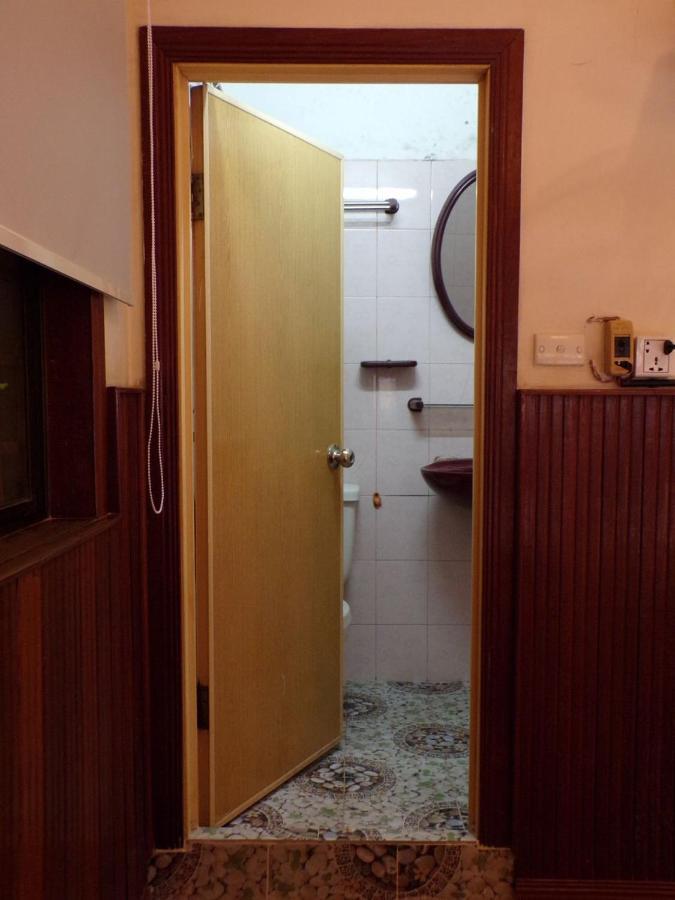 Dimocrata Appartement Phnom-Penh Buitenkant foto