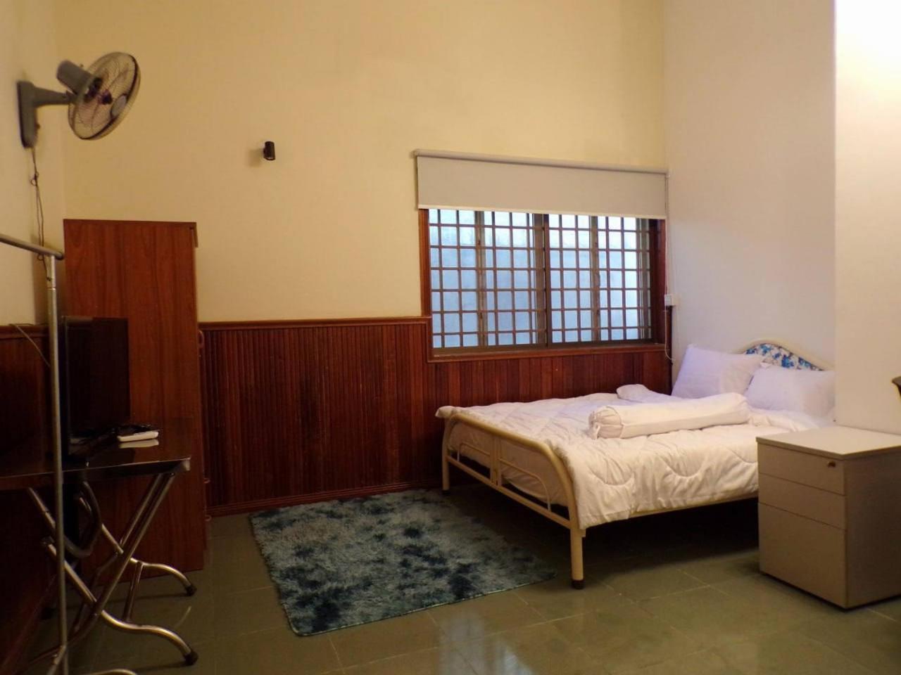 Dimocrata Appartement Phnom-Penh Buitenkant foto